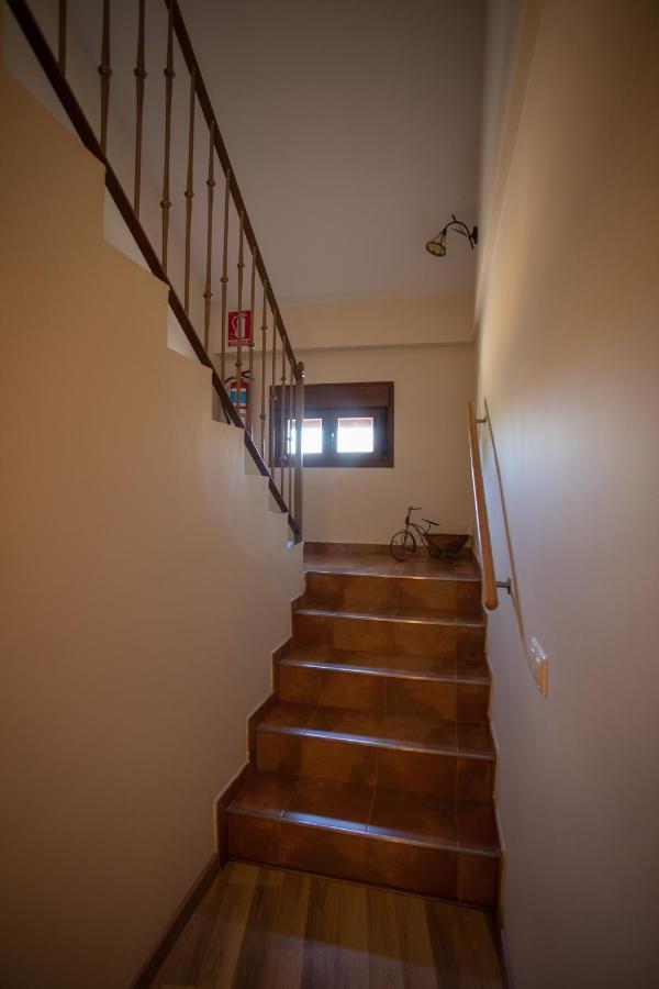 Apartamentos Rurales Romero Nohales Ngoại thất bức ảnh
